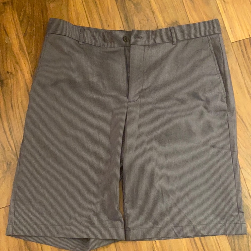 Men’s Size 36 Slazenger Golf Shorts